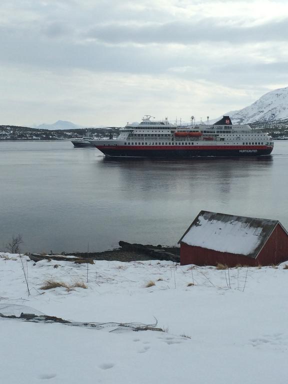 Bustad Larseng エクステリア 写真
